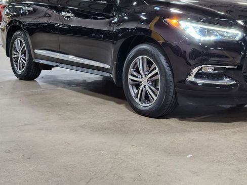 Used 2018 INFINITI QX60 FWD image 17