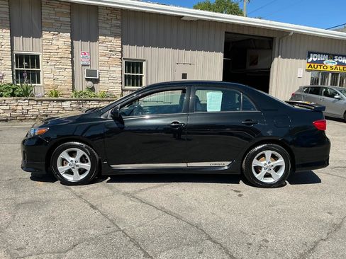 Used 2013 Toyota Corolla S FWD image 6