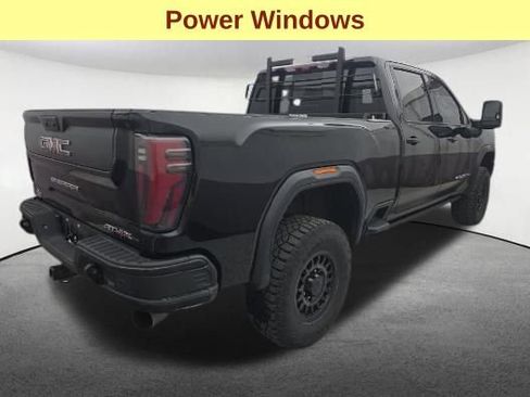 Used 2025 GMC Sierra 2500 AT4X w/ AT4X AEV Edition AWD/4WD image 5