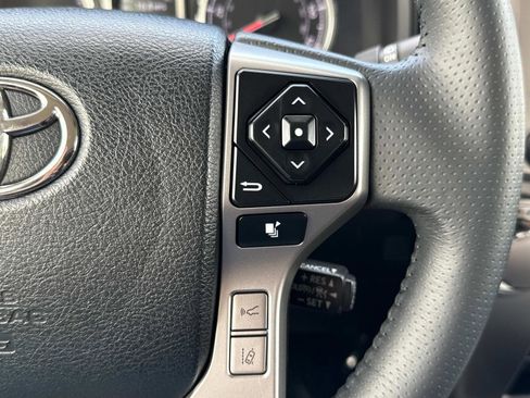 Used 2022 Toyota 4Runner TRD Sport image 7