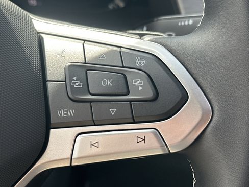 New 2026 Volkswagen Atlas Cross Sport SE FWD image 20
