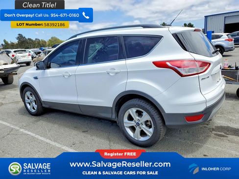 Used 2016 Ford Escape SE w/ Equipment Group 201A FWD image 3