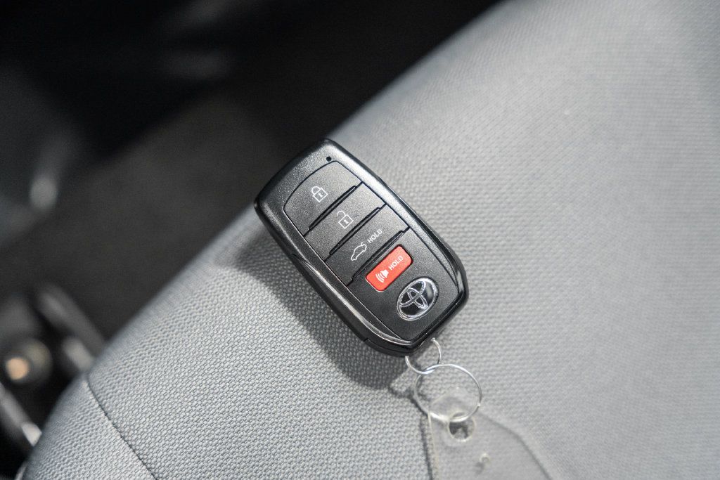 Used 2025 Toyota Corolla SE FWD image 42