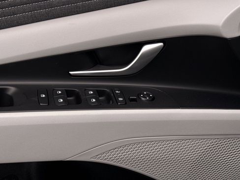 New 2026 Hyundai Elantra Limited image 15