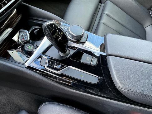 Used 2018 BMW 530i image 15