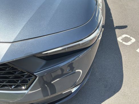 Used 2023 Honda Accord Touring image 6