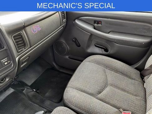 Used 2004 Chevrolet Silverado 1500 W/T w/ Light Duty Power Package image 25