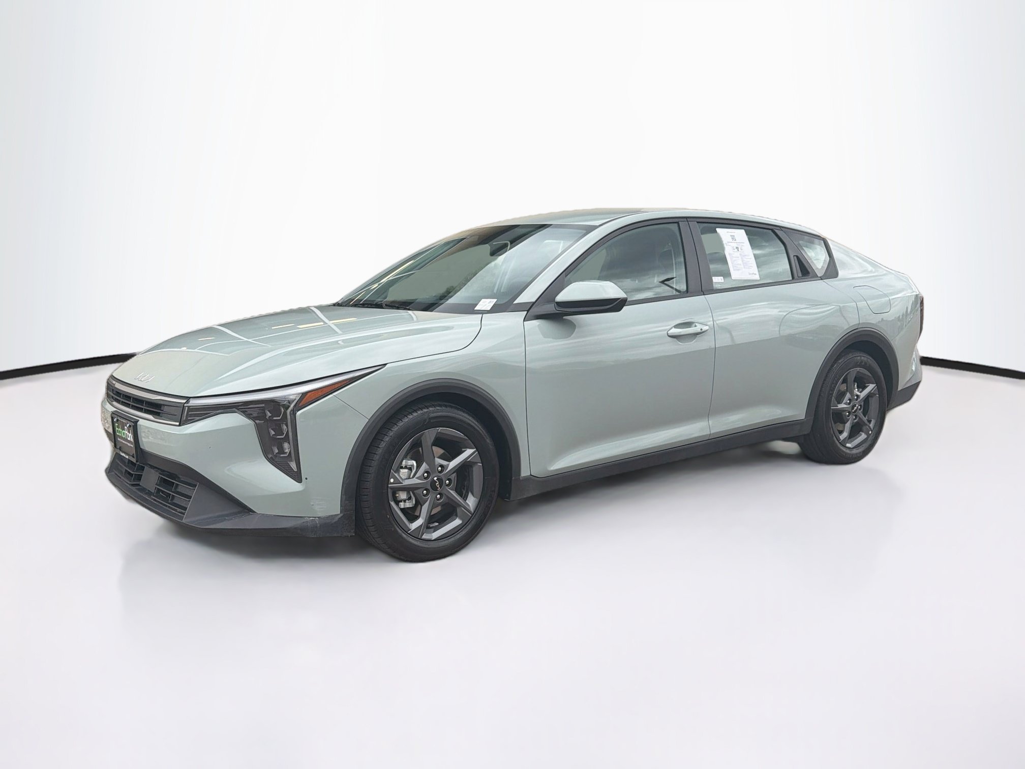 Used 2025 Kia K4 FWD image 3