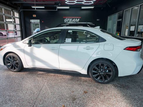 New 2026 Toyota Corolla SE w/ SE Premium Package image 2