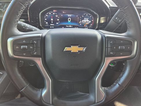 Used 2025 Chevrolet Silverado 2500 LT w/ Convenience Package AWD/4WD image 19