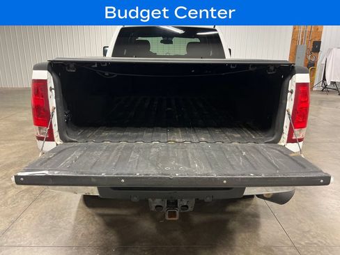 Used 2013 GMC Sierra 2500 SLE w/ SLE Preferred Package AWD/4WD image 11