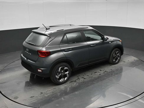 New 2026 Hyundai Venue SEL FWD image 29