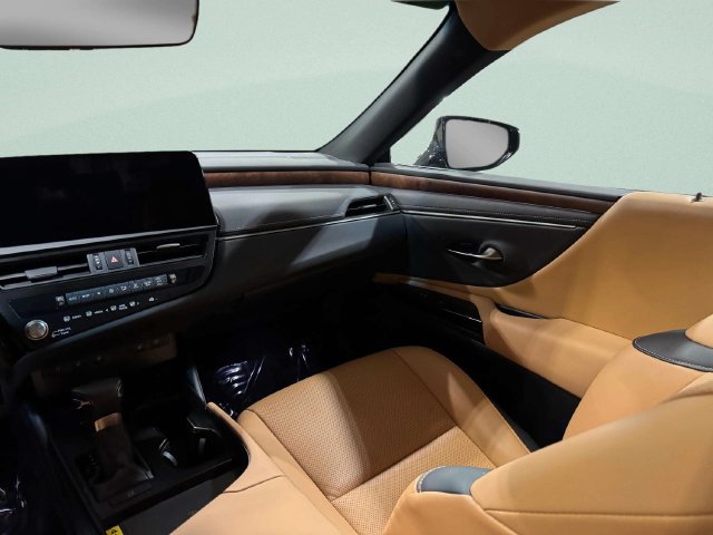 Used 2024 Lexus ES 350 w/ Premium Package FWD image 12