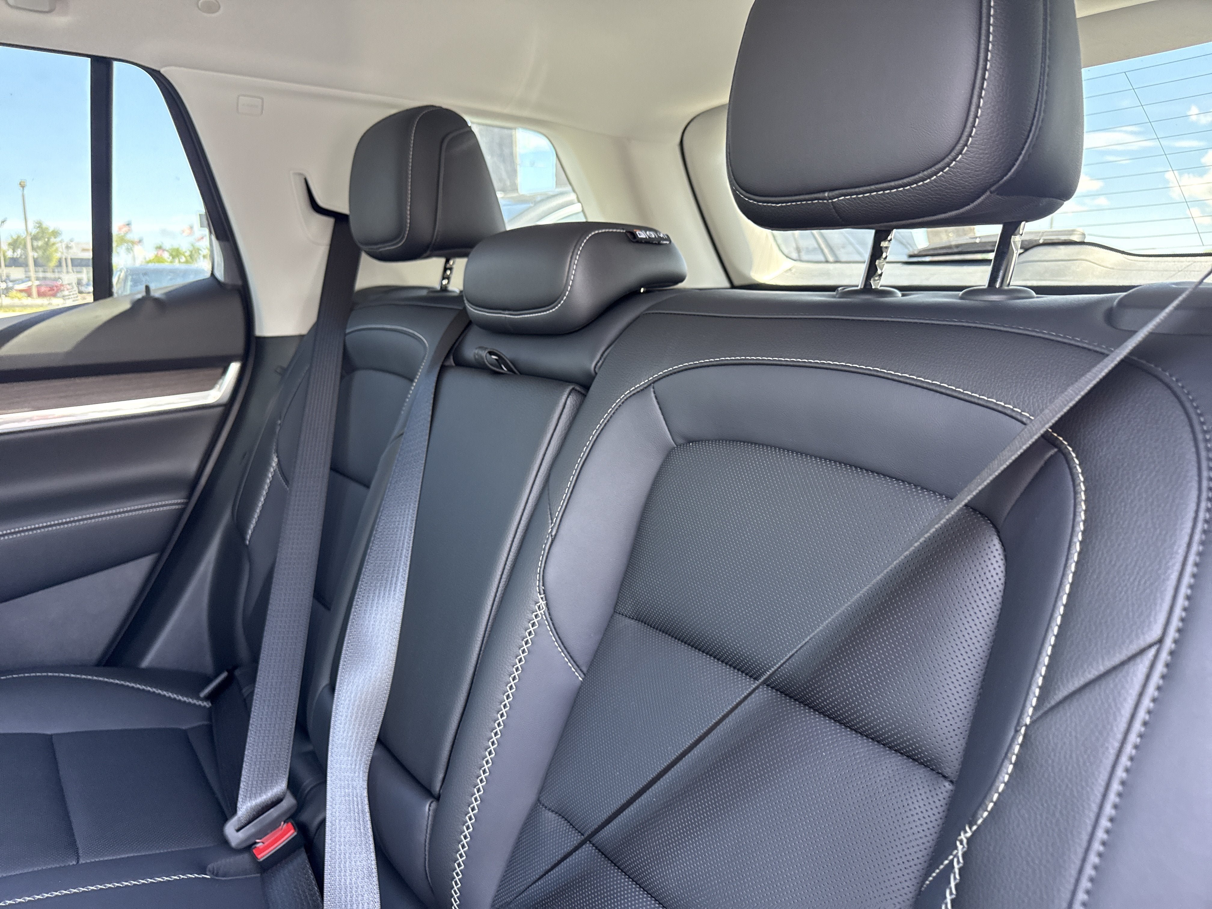 New 2027 GMC Terrain Denali w/ LPO, Floor Liner Package AWD/4WD image 7