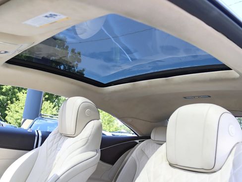 Used 2015 Mercedes-Benz S 550 4MATIC Coupe w/ Sport Package image 41
