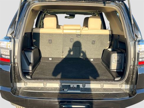 Used 2024 Toyota 4Runner SR5 Premium image 26