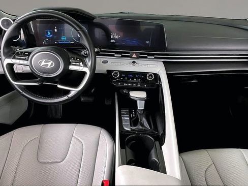 Used 2024 Hyundai Elantra Limited FWD image 7