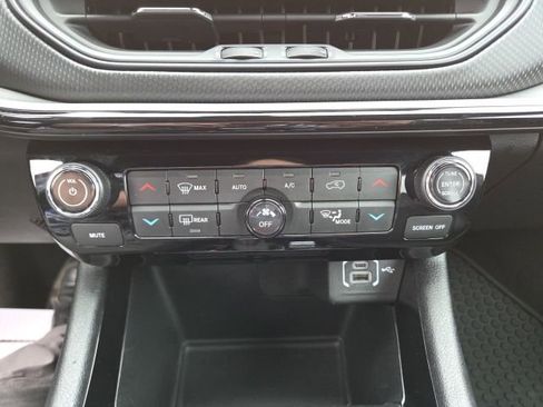 Used 2025 Jeep Compass Trailhawk image 59