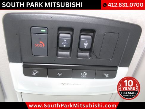 New 2025 Mitsubishi Outlander SE image 18