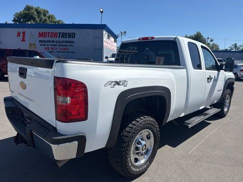 Used 2012 Chevrolet Silverado 2500 W/T AWD/4WD image 4