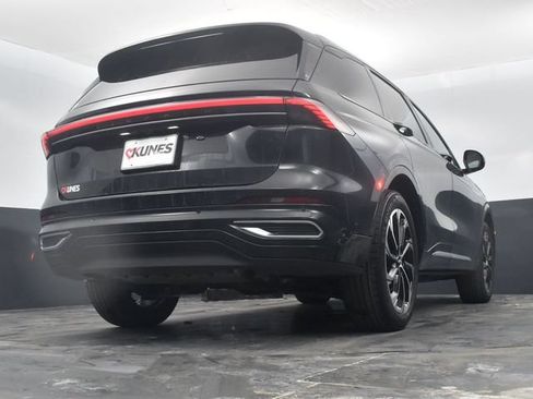 Used 2024 Lincoln Nautilus Reserve AWD/4WD image 44