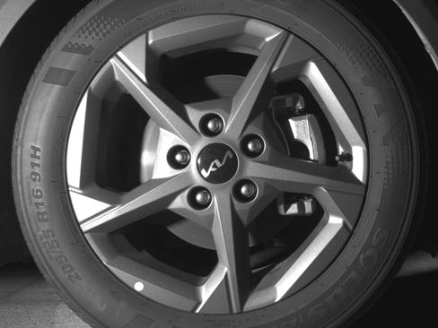 Used 2025 Kia K4 FWD image 10