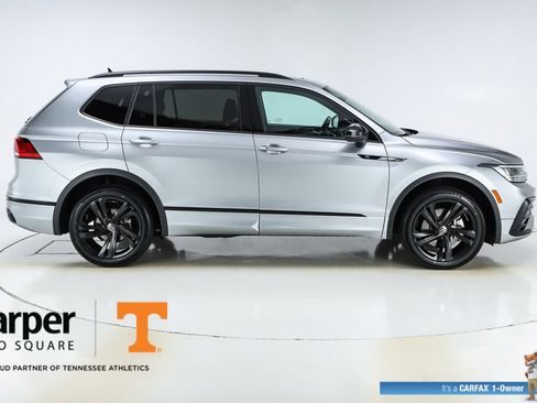 Used 2024 Volkswagen Tiguan SE R-Line FWD image 10