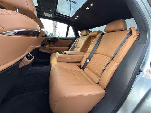 Used 2024 Lexus LS 500 w/ Interior Upgrade Package RWD image 9