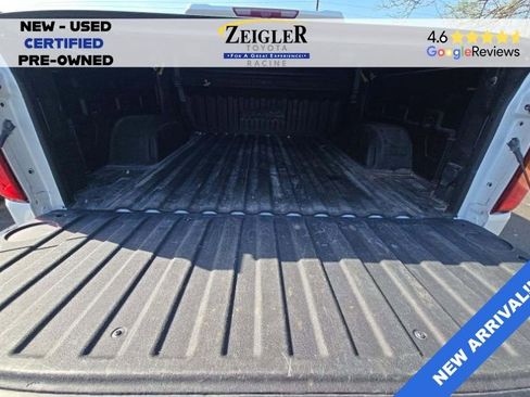 Used 2020 Chevrolet Silverado 1500 High Country w/ Technology Package AWD/4WD image 5