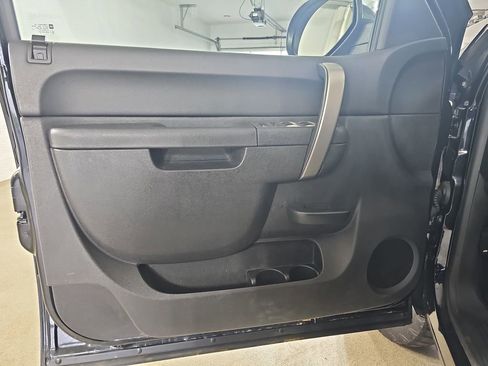 Used 2013 Chevrolet Silverado 1500 LT AWD/4WD image 30