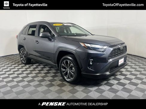 Certified 2025 Toyota RAV4 XLE Premium AWD/4WD image 17