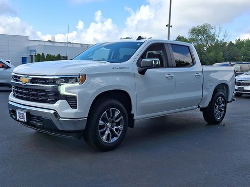 New 2025 Chevrolet Silverado 1500 LT image 10