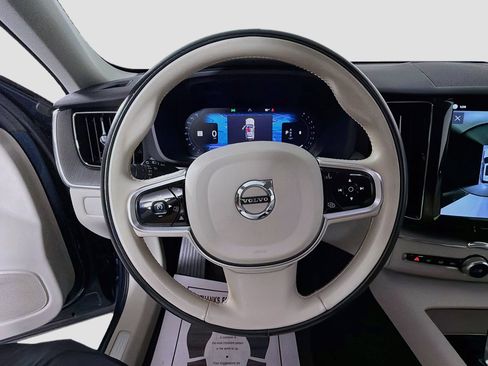 Certified 2023 Volvo XC60 B5 Plus w/ Climate Package FWD image 11
