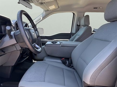 New 2025 Ford F150 XLT w/ Equipment Group 301A Standard image 13