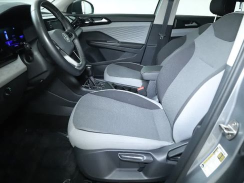 Used 2023 Volkswagen Taos S FWD image 18