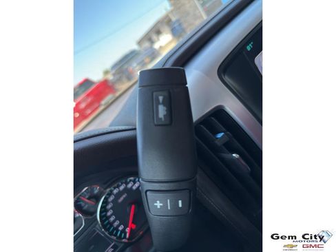 Used 2018 GMC Sierra 1500 SLT image 23