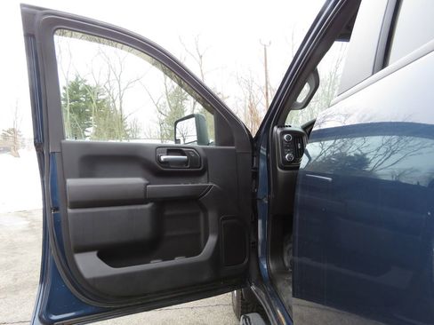 Used 2021 GMC Sierra 2500 4x4 Double Cab w/ Convenience Package image 9