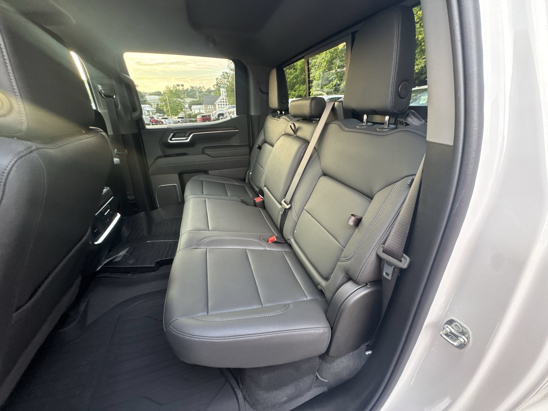 New 2026 GMC Sierra 1500 SLT w/ SLT Premium Plus Package AWD/4WD image 24