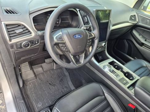 Used 2024 Ford Edge SEL w/ Convenience Package AWD/4WD image 10