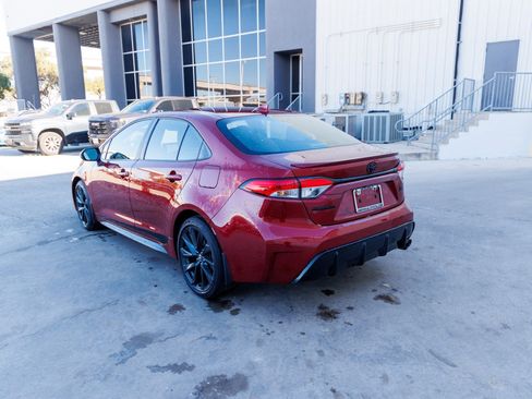Used 2024 Toyota Corolla SE image 9