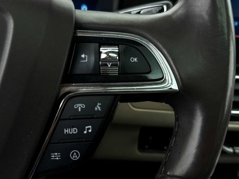 Used 2022 Lincoln Navigator Reserve image 24