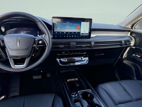 New 2026 Lincoln Corsair Premiere FWD image 14