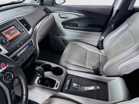 Used 2017 Honda Ridgeline RTL image 23