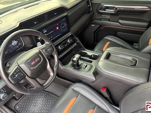 Certified 2022 GMC Sierra 1500 AT4 w/ AT4 Premium Package AWD/4WD image 10
