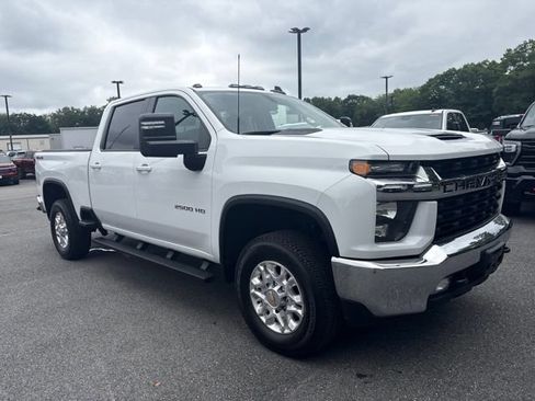 Used 2023 Chevrolet Silverado 2500 LT w/ Convenience Package AWD/4WD image 4