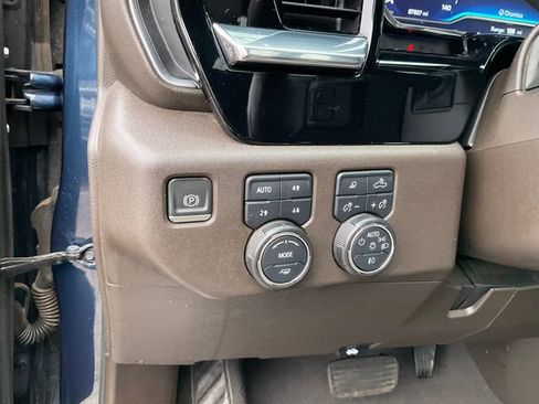 Used 2022 Chevrolet Silverado 1500 RST w/ RST All Star Premium Package AWD/4WD image 10