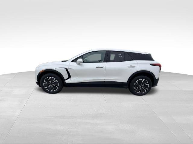 Used 2024 Chevrolet Blazer EV LT AWD/4WD image 3