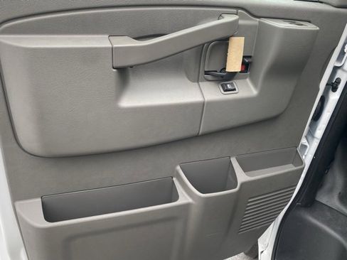 New 2025 Chevrolet Express 3500 w/ Power Convenience Package image 35