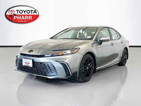 New 2025 Toyota Camry SE w/ Convenience Package FWD image 1