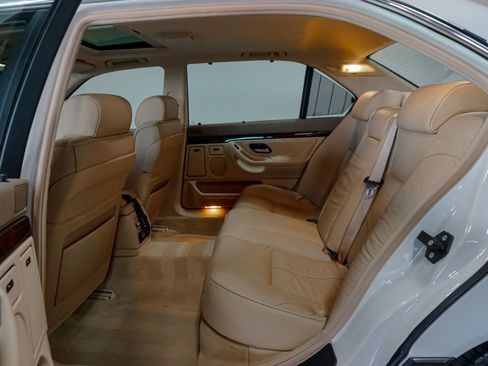 Used 1999 BMW 740iL image 23